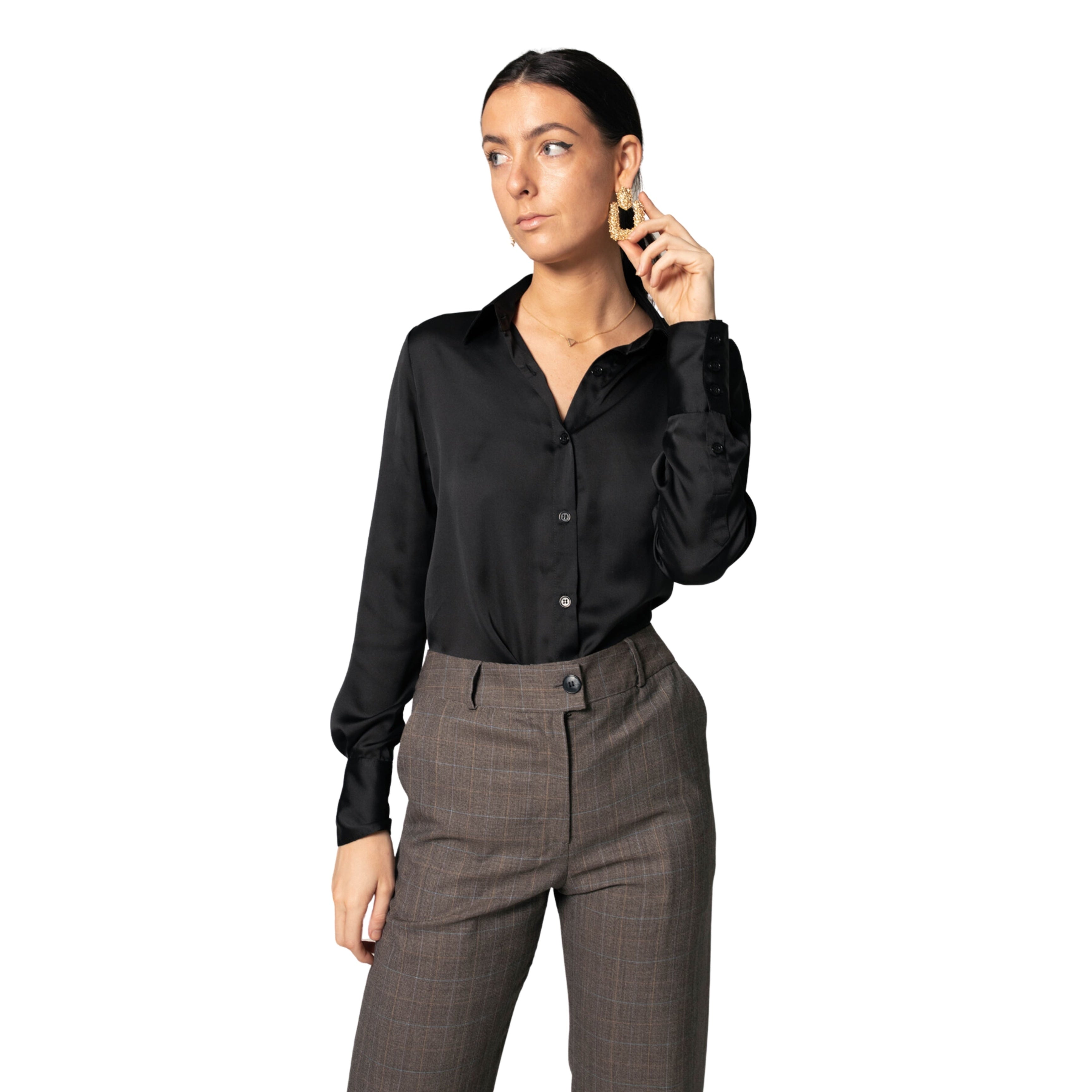 Elegance-Silk-Shirt-in-Black_351aed04-6187-4b78-9fd1-b7134d811e29 1260233259